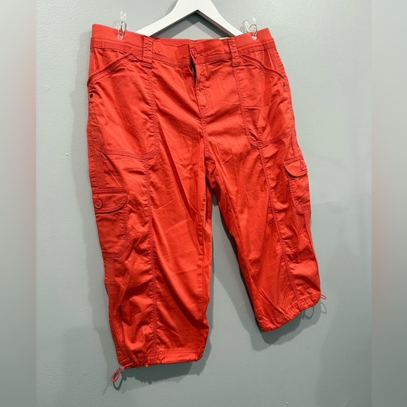 Style & Co. Cargo Capri Pants Women's Size 14P - Picture 5 of 11